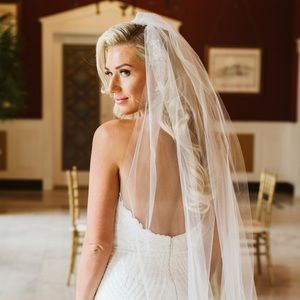 Meet your Posher, Claire